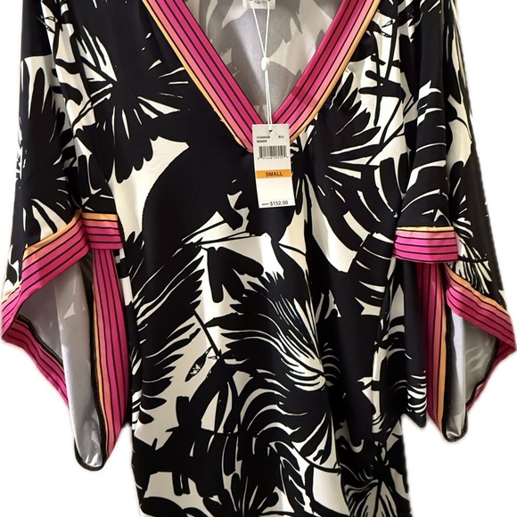 Trina Turk Floral Women Resort Spa Tunic Dress with Pink Accents - Picture 1 of 10
